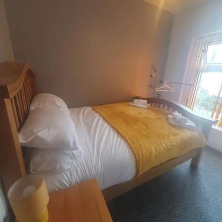 Guardian View Villa Abertillery Eksteriør billede